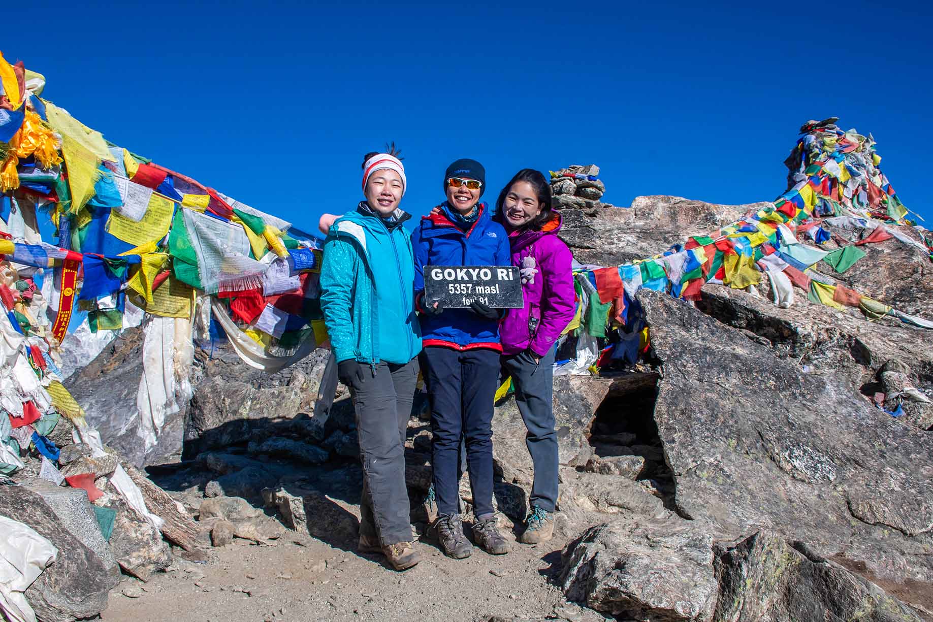Gokyo Ri Trek